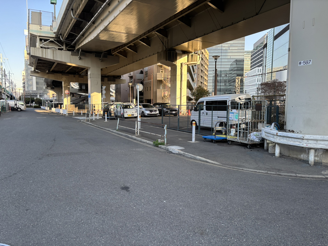 �`���q�ɗ��̋󂫒n