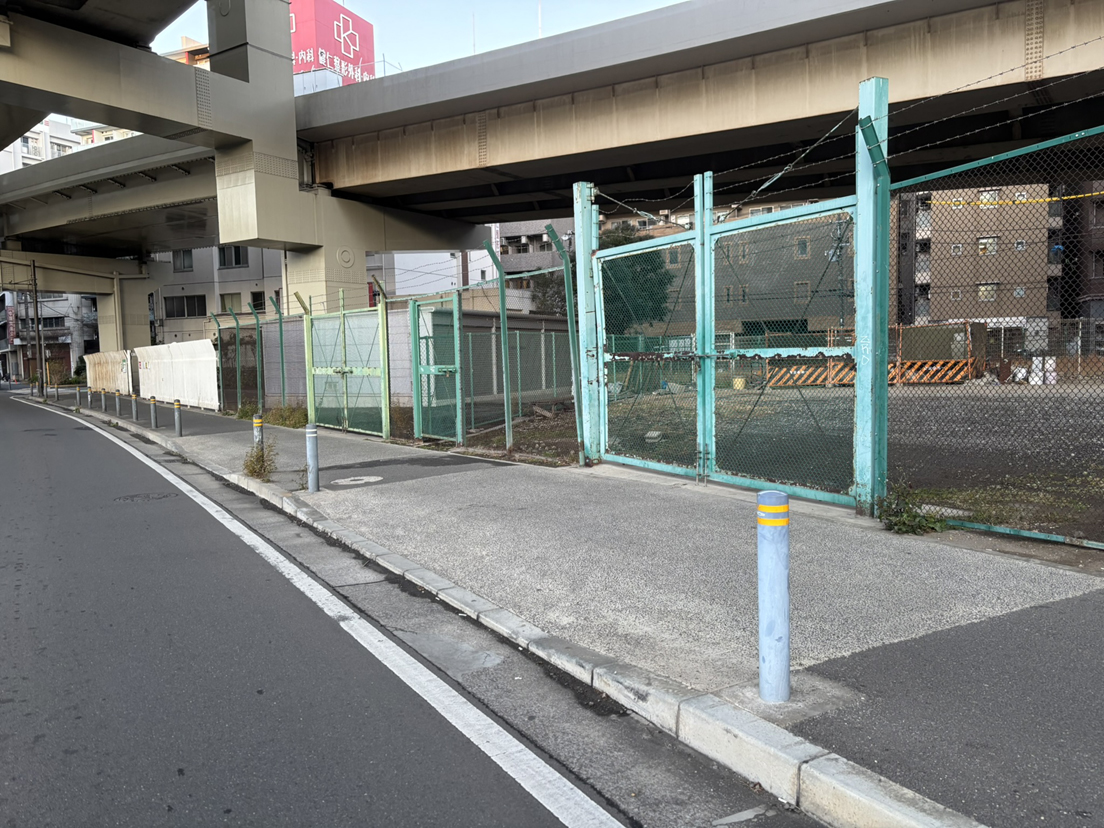 �H������