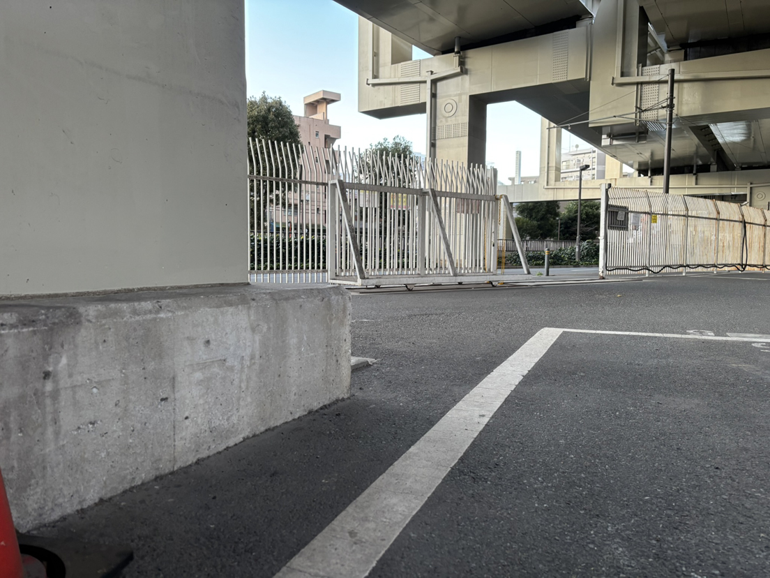 �H������