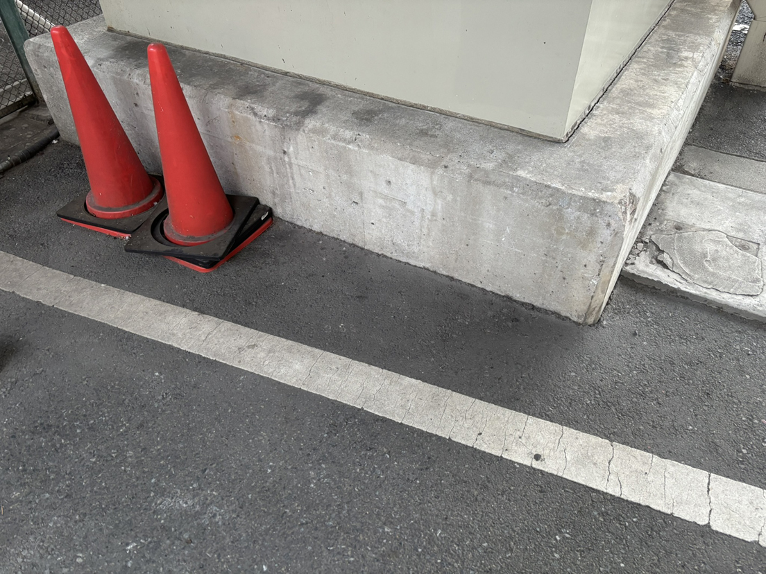 �H������