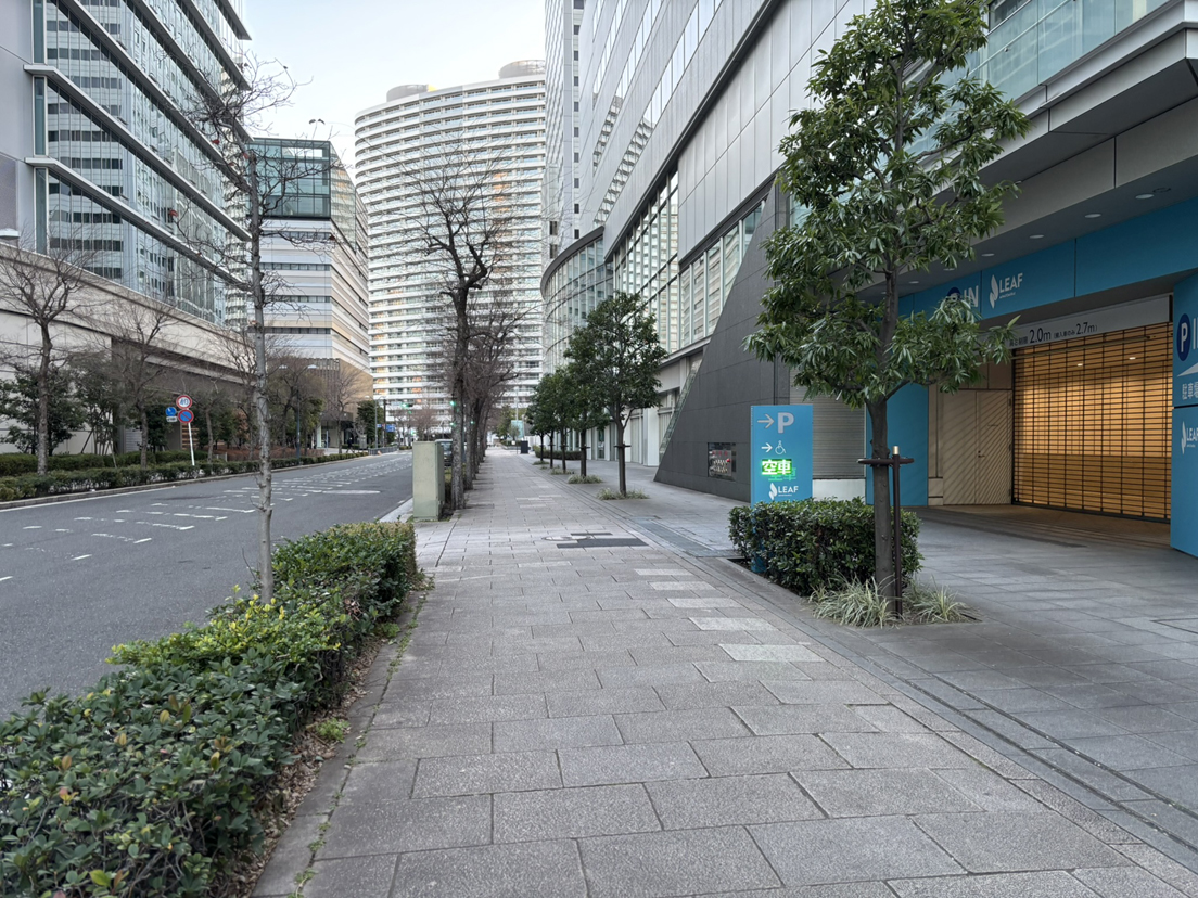 ���݂̑q��